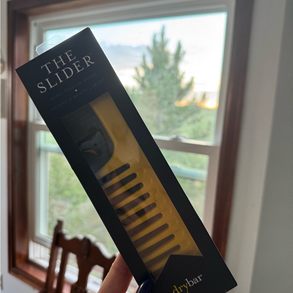 Drybar Yellow Hair Comb